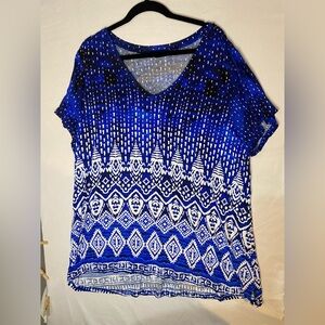 Willi Smith Blue and White Geometric Short Sleeve Top